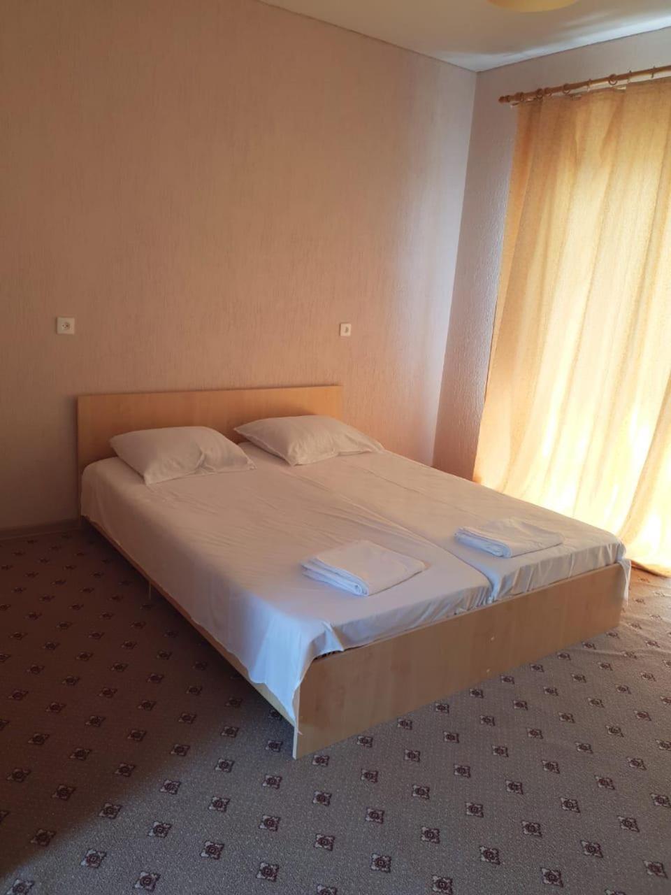 Palm Hotel New Athos Екстериор снимка